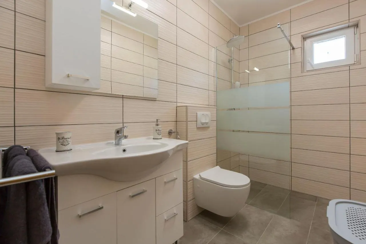 Villa Xenia Labin  0*, Labin (Istria) Kroatien